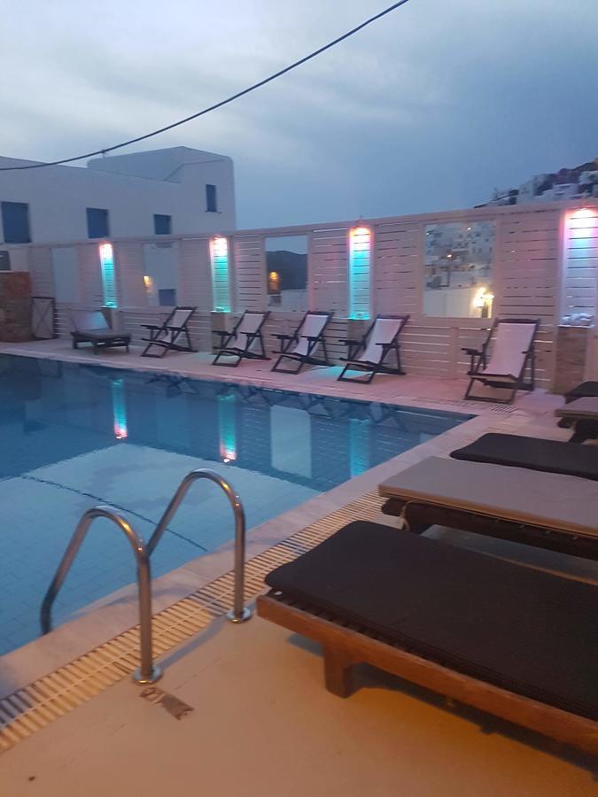 מלון Markos Village 2*